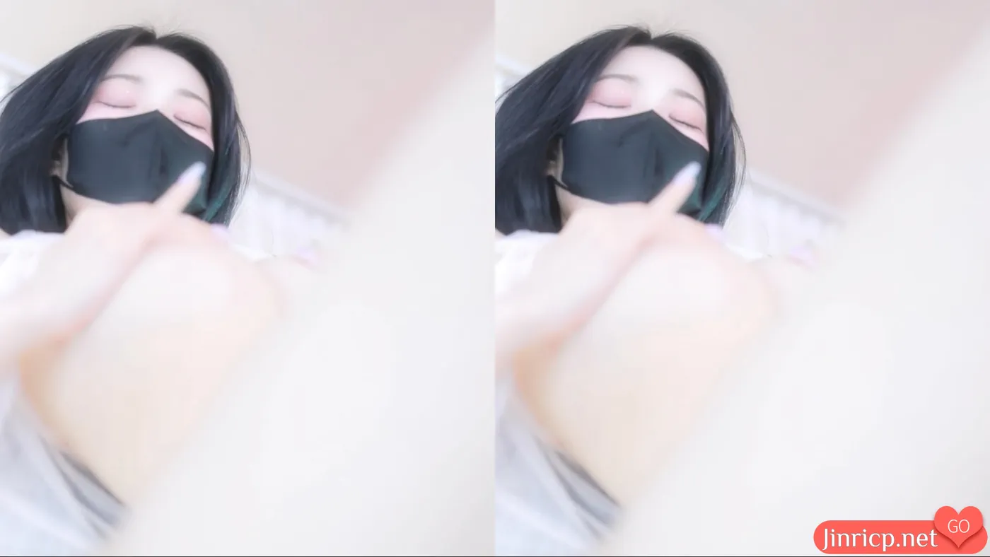 1740845576